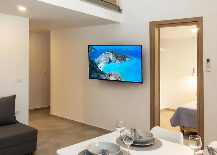 Aquamarine * Laganas